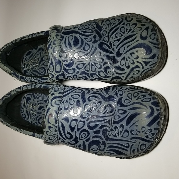 Boc, Blue leather clogs, Women'size 11 - Picture 2 of 12
